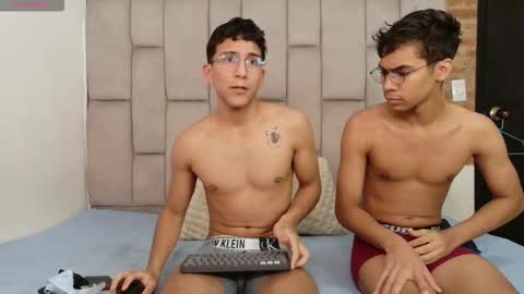 desire4duo online show from 01-15-26, 10:42