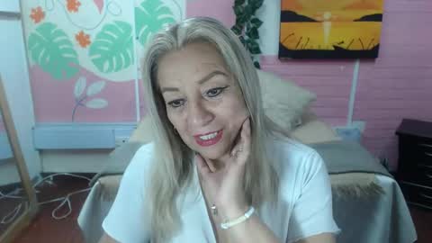VALERIA online show from 04-08-26, 03:34