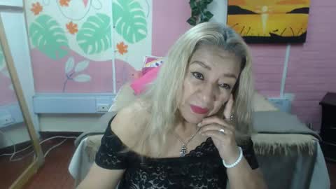 VALERIA online show from 05-25-26, 03:29