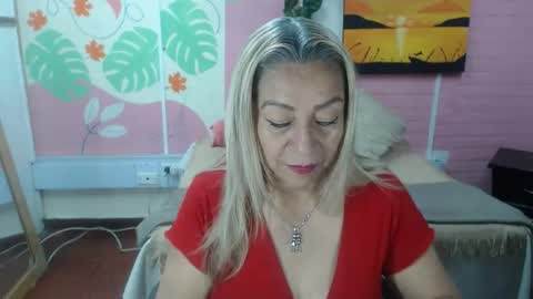 VALERIA online show from 06-09-26, 03:23