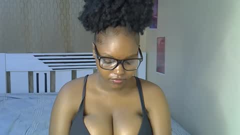 desiredahlia33 online show from 03-19-26, 02:54