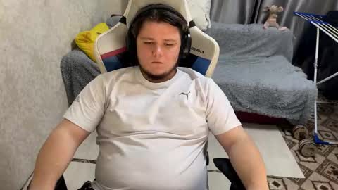 Snapshot of desiredude9 chatting on 09-29-25, 04:56 desiredude9 online show from 09-29-25, 04:56