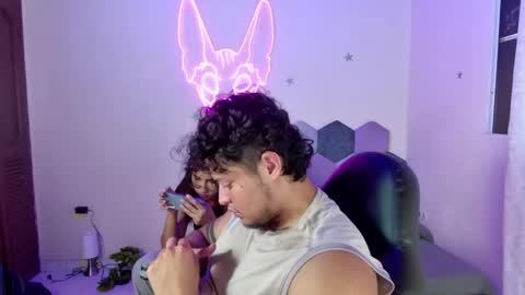 TORI AND MR. BEAR online show from 02-04-25, 06:17