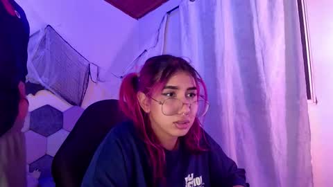 TORI AND MR. BEAR online show from 11-07-25, 12:43