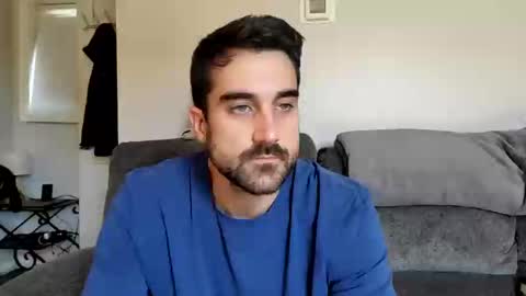 Snapshot of desmond4you chatting on 09-10-25, 05:13 Desmond4You online show from 09-10-25, 05:13