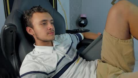 desmond_clark online show from 02-06-25, 12:22