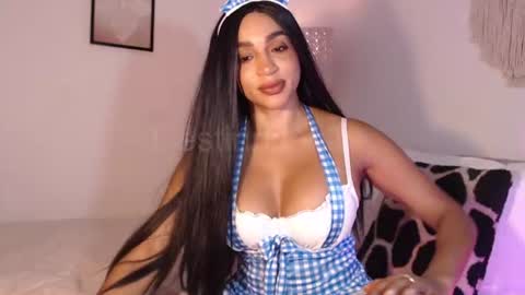 Destinne Mill online show from 06-19-26, 11:58