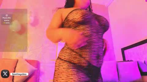 Snapshot of destinysins chatting on 11-20-25, 12:16 Destinysins online show from 11-20-25, 12:16