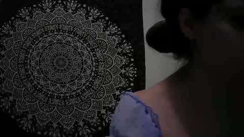 Snapshot of destinysunflower chatting on 10-17-25, 04:04 destinysunflower online show from 10-17-25, 04:04