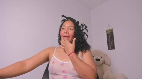 Snapshot of desty_y chatting on 04-12-26, 04:39 desty_y online show from 04-12-26, 04:39