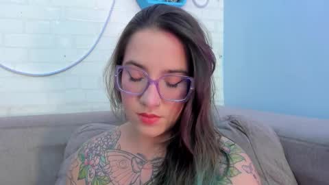 Deva Blue online show from 02-20-25, 04:18