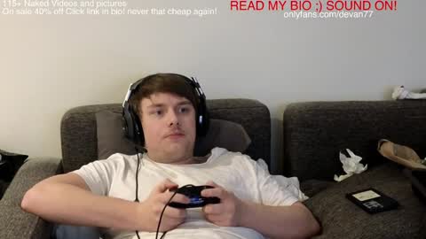 Snapshot of devantheplug chatting on 12-16-24, 04:13 Devan online show from 12-16-24, 04:13