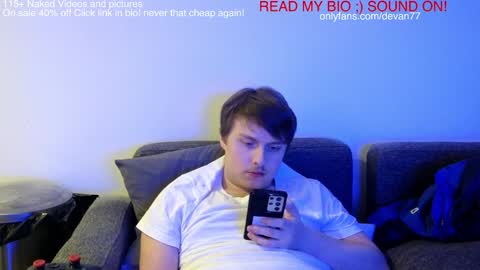 Snapshot of devantheplug chatting on 12-16-24, 03:11 Devan online show from 12-16-24, 03:11