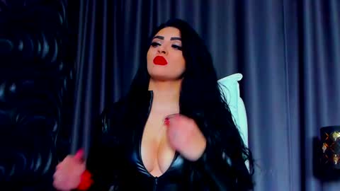 Snapshot of devashaqueen chatting on 12-29-24, 01:28 Devasha online show from 12-29-24, 01:28