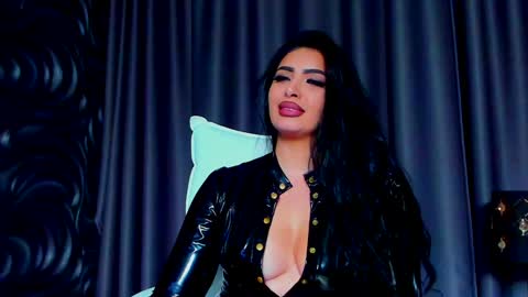 Snapshot of devashaqueen chatting on 12-30-24, 05:23 Devasha online show from 12-30-24, 05:23