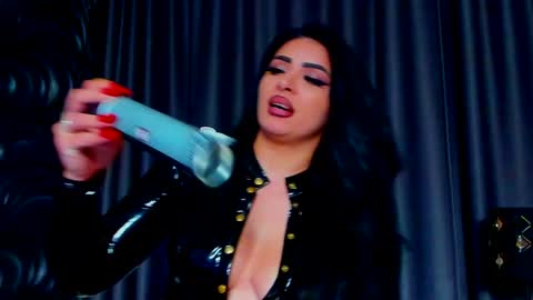 Snapshot of devashaqueen chatting on 12-30-24, 08:25 Devasha online show from 12-30-24, 08:25