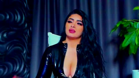 Snapshot of devashaqueen chatting on 01-15-25, 01:31 Devasha online show from 01-15-25, 01:31