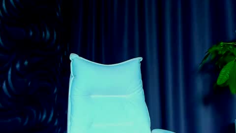 Snapshot of devashaqueen chatting on 01-18-25, 08:19 Devasha online show from 01-18-25, 08:19