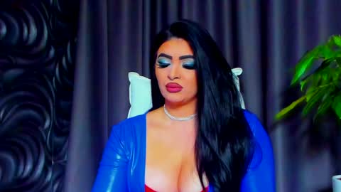 Snapshot of devashaqueen chatting on 01-27-25, 11:32 Devasha online show from 01-27-25, 11:32