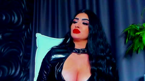 Snapshot of devashaqueen chatting on 02-01-25, 12:18 Devasha online show from 02-01-25, 12:18