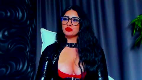 Snapshot of devashaqueen chatting on 02-01-25, 06:43 Devasha online show from 02-01-25, 06:43