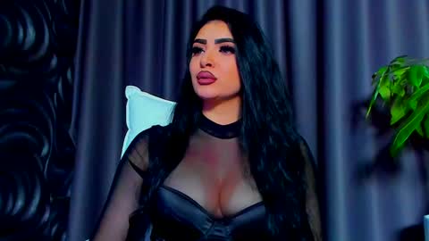 Snapshot of devashaqueen chatting on 02-12-25, 01:59 Devasha online show from 02-12-25, 01:59