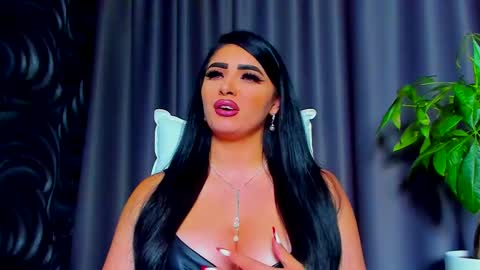 Snapshot of devashaqueen chatting on 02-17-25, 12:10 Devasha online show from 02-17-25, 12:10