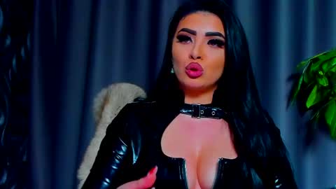 Snapshot of devashaqueen chatting on 03-08-25, 08:57 Devasha online show from 03-08-25, 08:57