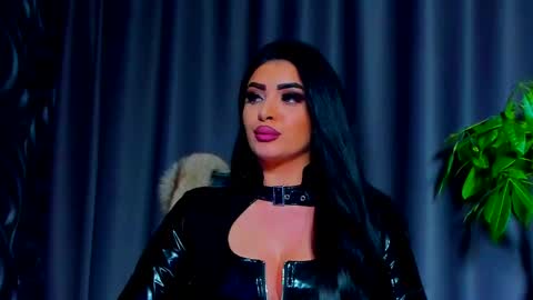 Snapshot of devashaqueen chatting on 03-09-25, 12:00 Devasha online show from 03-09-25, 12:00