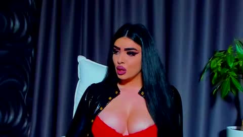 Snapshot of devashaqueen chatting on 03-12-25, 12:26 Devasha online show from 03-12-25, 12:26