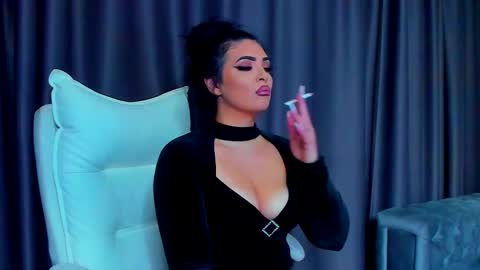 Snapshot of devashaqueen chatting on 09-25-25, 06:17 Devasha online show from 09-25-25, 06:17