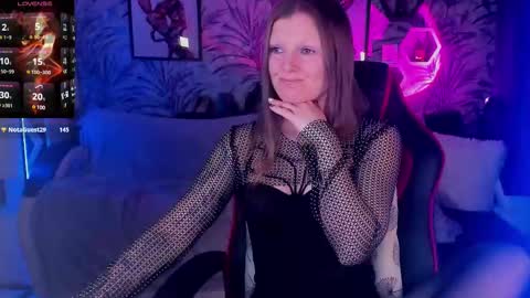 Evi online show from 03-10-25, 08:23