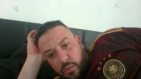 Snapshot of devil_angel66 chatting on 04-29-26, 04:00 devil_angel66 online show from 04-29-26, 04:00