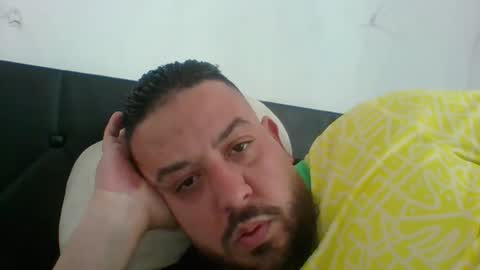 Snapshot of devil_angel66 chatting on 05-08-26, 12:10 devil_angel66 online show from 05-08-26, 12:10
