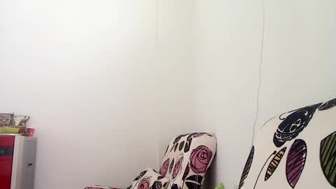 devil_devil31 online show from 04-24-26, 07:55