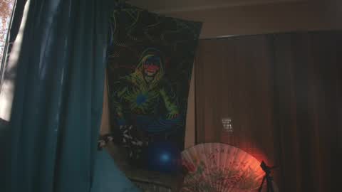 Devil online show from 10-15-25, 03:06