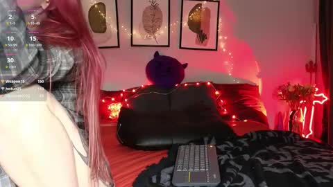 devil_s_bride online show from 09-28-25, 04:23