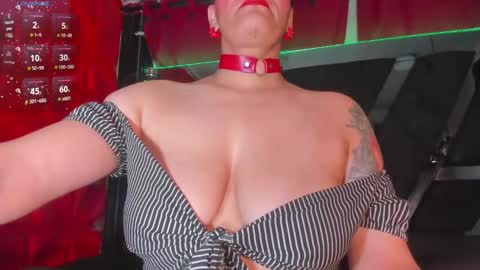Snapshot of devil_taylorx chatting on 01-25-25, 02:47 devil_taylorx online show from 01-25-25, 02:47