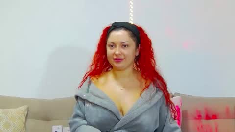 AlexaMills online show from 10-19-25, 03:56