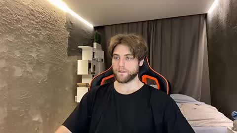 Snapshot of devilnut1 chatting on 03-16-26, 09:02 devilnut1 online show from 03-16-26, 09:02