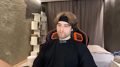 Snapshot of devilnut1 chatting on 03-18-26, 06:38 devilnut1 online show from 03-18-26, 06:38