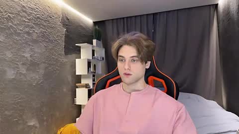 Snapshot of devilnut1 chatting on 03-23-26, 06:28 devilnut1 online show from 03-23-26, 06:28