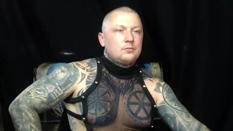 Snapshot of devilwithtats chatting on 03-08-26, 11:58 Lucian online show from 03-08-26, 11:58