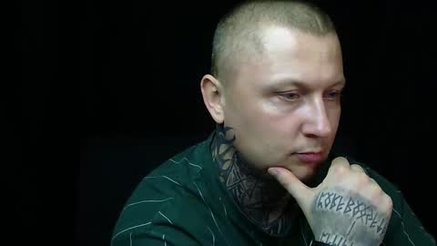 Snapshot of devilwithtats chatting on 03-17-26, 10:29 Lucian online show from 03-17-26, 10:29