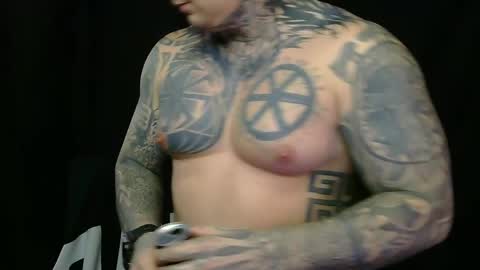 Snapshot of devilwithtats chatting on 03-27-26, 11:21 Lucian online show from 03-27-26, 11:21