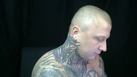 Snapshot of devilwithtats chatting on 03-30-26, 07:20 Lucian online show from 03-30-26, 07:20