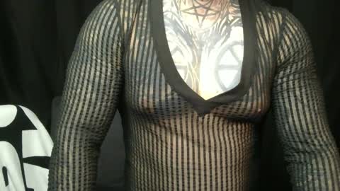 Snapshot of devilwithtats chatting on 04-04-26, 06:55 Lucian online show from 04-04-26, 06:55