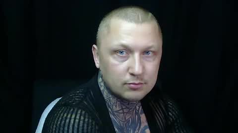Snapshot of devilwithtats chatting on 04-23-26, 12:04 Lucian online show from 04-23-26, 12:04