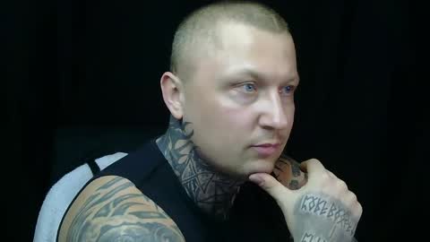 Snapshot of devilwithtats chatting on 04-24-26, 10:50 Lucian online show from 04-24-26, 10:50