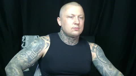 Snapshot of devilwithtats chatting on 05-06-26, 07:57 Lucian online show from 05-06-26, 07:57